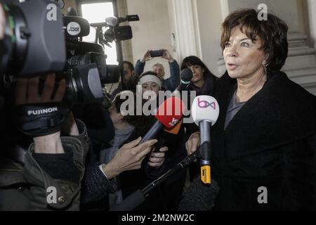 L'avocate Michele Hirsch, représentant la commission des organisations juives, le CCOJB part après une session dans le procès concernant l'attentat terroriste au Musée juif de Bruxelles, au Palais de Justice de Bruxelles, à Bruxelles, le mardi 15 janvier 2019. Nemmauche et Bendrer sont accusés d'avoir commis un attentat terroriste le 24 mai 2014 au Musée juif de Bruxelles, tuant quatre personnes. BELGA PHOTO THIERRY ROGE Banque D'Images