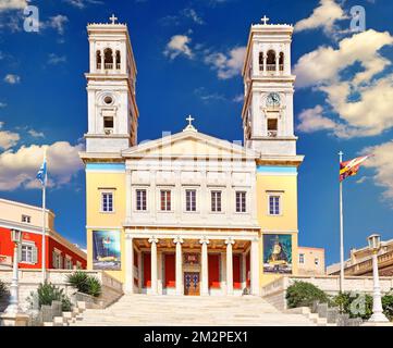 L'église Saint Nicholas à Hermoupolis de l'île de Syros, Grèce Banque D'Images