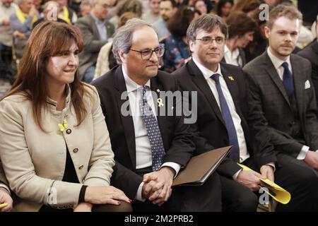 Laura Borras, Présidente de la Catalogne Quim Torra et leader catalan en exil Carles Puigdemont photographié lors d'une conférence de presse à Bruxelles, le lundi 18 février 2019. BELGA PHOTO THIERRY ROGE Banque D'Images