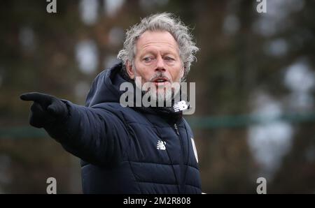 L'entraîneur-chef de Standard Michel Preud'homme gestes lors d'une session d'entraînement de l'équipe belge de football Standard de Liège, mercredi 06 mars 2019 à Liège. BELGA PHOTO VIRGINIE LEFOUR Banque D'Images