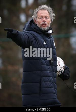 L'entraîneur-chef de Standard Michel Preud'homme gestes lors d'une session d'entraînement de l'équipe belge de football Standard de Liège, mercredi 06 mars 2019 à Liège. BELGA PHOTO VIRGINIE LEFOUR Banque D'Images