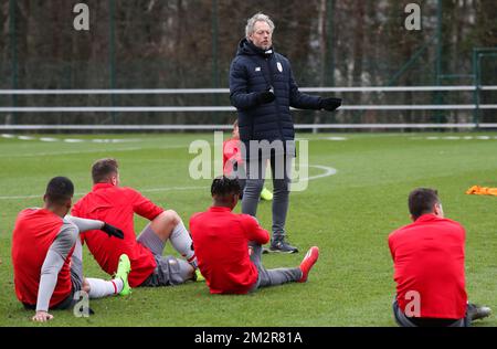 L'entraîneur-chef de Standard Michel Preud'homme gestes lors d'une session d'entraînement de l'équipe belge de football Standard de Liège, mercredi 06 mars 2019 à Liège. BELGA PHOTO VIRGINIE LEFOUR Banque D'Images