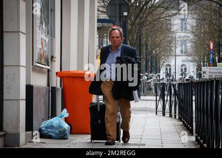 L'avocat Johan Plateau, défendant André Gyselbrecht, photographié lors d'une session du procès « Kasteelmoord » (meurtre au château), le lundi 18 mars 2019, devant la cour d'appel de Gent. Andre Gyselbrecht, Pierre Serry, Franciscus Larmit et Evert de Clercq sont les quatre accusés dans ce qu'on appelle le «meurtre de château» (kasteelmoord) sur Stijn Saelens, à sa maison, un château à Wingene, province de Flandre Occidentale. Le 31 janvier 2012, Saelens a mystérieusement disparu de son château. Son corps a été trouvé en février 2012 sur une propriété voisine. Saelens était le gendre d'Andre Gyselbrecht. BELGA PHOTO KURT DEPSLENTER Banque D'Images