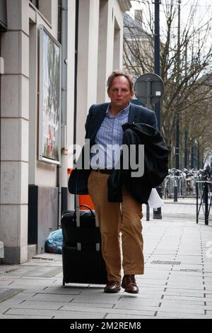 L'avocat Johan Plateau, défendant André Gyselbrecht, photographié lors d'une session du procès « Kasteelmoord » (meurtre au château), le lundi 18 mars 2019, devant la cour d'appel de Gent. Andre Gyselbrecht, Pierre Serry, Franciscus Larmit et Evert de Clercq sont les quatre accusés dans ce qu'on appelle le «meurtre de château» (kasteelmoord) sur Stijn Saelens, à sa maison, un château à Wingene, province de Flandre Occidentale. Le 31 janvier 2012, Saelens a mystérieusement disparu de son château. Son corps a été trouvé en février 2012 sur une propriété voisine. Saelens était le gendre d'Andre Gyselbrecht. BELGA PHOTO KURT DEPSLENTER Banque D'Images