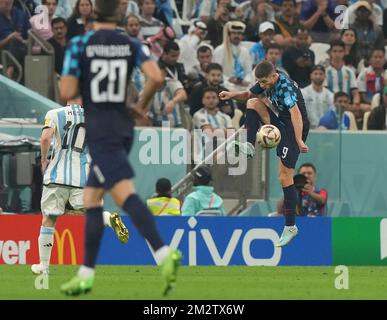 12/13/2022, Lusail iconic Stadium, Doha, QAT, coupe du monde FIFA 2022, demi-finales, Argentine contre Croatie, dans la photo l'avant de Croatie Andrej Kramaric Banque D'Images