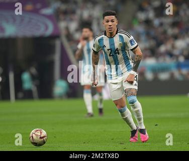 12/13/2022, Lusail iconic Stadium, Doha, QAT, coupe du monde de la FIFA 2022, demi-finales, Argentine contre Croatie, dans la photo le milieu de terrain argentin Enzo Fernandez Banque D'Images