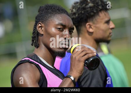 Jordan Botaka de STVV photographié lors d'une session d'entraînement de l'équipe belge de football Sint-Truidense VV, le mercredi 19 juin 2019 à Sint-Truiden, en préparation de la prochaine saison de la Jupiler Pro League 2019-2020. BELGA PHOTO YORICK JANSENS Banque D'Images