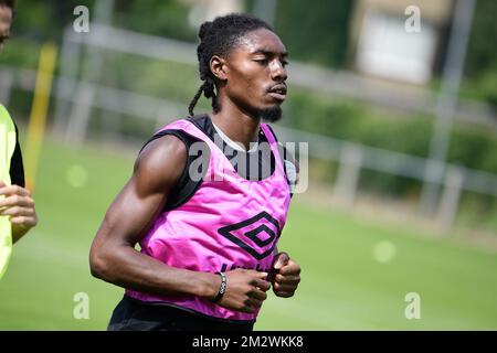 Jordan Botaka de STVV photographié lors d'une session d'entraînement de l'équipe belge de football Sint-Truidense VV, le mercredi 19 juin 2019 à Sint-Truiden, en préparation de la prochaine saison de la Jupiler Pro League 2019-2020. BELGA PHOTO YORICK JANSENS Banque D'Images