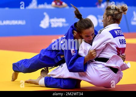 Judoka belge Mina Libeer (bleu) photographiée en action lors de la compétition féminine de judo -57kg aux Jeux européens de Minsk, Biélorussie, samedi 22 juin 2019. La deuxième édition des "Jeux européens" a lieu du 21 au 30 juin à Minsk, en Biélorussie. La Belgique présentera 51 athlètes de 11 sports. BELGA PHOTO DIRK WAEM Banque D'Images