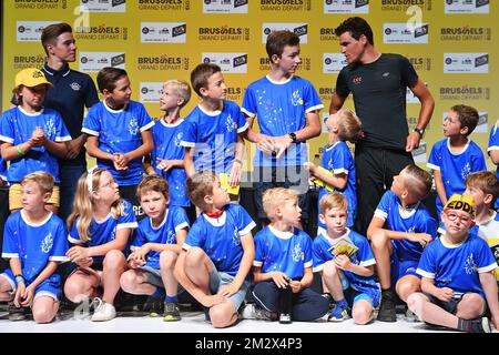 L'illustration montre des enfants posant des questions lors d'une conférence de presse avant l'édition 106th de la course cycliste Tour de France, à Bruxelles, Belgique, le mercredi 03 juillet 2019. Le Tour de France de cette année commence à Bruxelles et se déroule de 6 juillet à 28 juillet. BELGA PHOTO DAVID STOCKMAN Banque D'Images