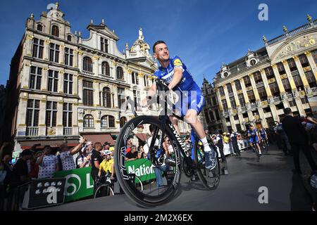 Belgique Dries Devenyns de Deceuninck - Quick-Step photographié lors de la présentation de l'équipe à la Grand place - Grote Markt à Bruxelles, pour l'édition 106th de la course cycliste Tour de France, jeudi 04 juillet 2019. Le Tour de France de cette année commence à Bruxelles et se déroule de 6 juillet à 28 juillet. BELGA PHOTO DAVID STOCKMAN Banque D'Images