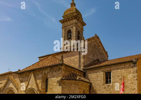 La Collégiale romane, San Quirico dOrcia, Toscane, Italie Banque D'Images