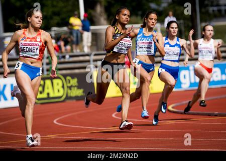 Zoe Sedney et la Belge Lucie Ferauge photographiées en action lors de la course féminine 200m le troisième jour des Championnats européens d'athlétisme U20, samedi 20 juillet 2019 à Boras, Suède. BELGA PHOTO JASPER JACOBS Banque D'Images