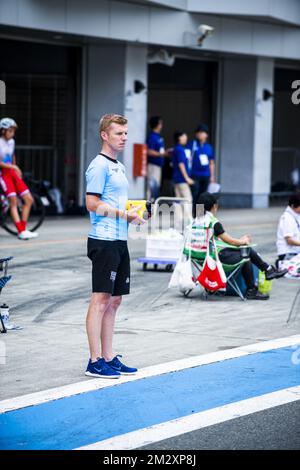 Entraîneurs de l'équipe Belgique, photographiés à l'épreuve olympique « Ready Steady Tokyo - Cycling », une course cycliste d'une journée (179km) du parc Musashinonomori au circuit international de Fuji, à Tokyo, le dimanche 21 juillet 2019. BELGA PHOTO ROB WALBERS Banque D'Images