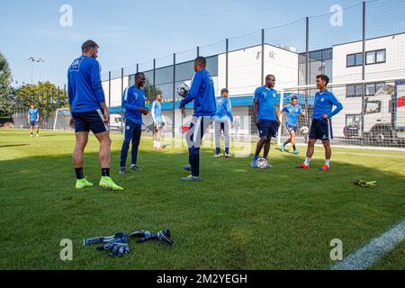 Les joueurs de Gent photographiés lors d'une session d'entraînement du club de football belge KAA Gent, mercredi 21 août 2019 à Gent. Demain, Gent rencontrera l'équipe croate HNK Rijeka dans la première partie des matchs de l'UEFA Europa League. BELGA PHOTO KURT DESPLENTER Banque D'Images