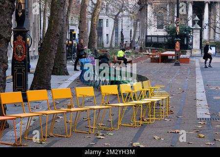 Strand, Aldwych, Londres, Royaume-Uni. 14th décembre 2022. Le nouveau redéveloppement de Strand Aldwych, le plus grand nouvel espace public de Londres depuis plus d'une décennie. Crédit : Matthew Chattle/Alay Live News Banque D'Images