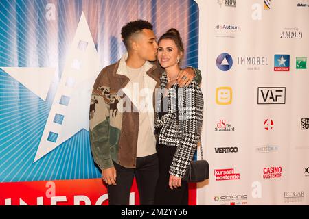 Aster Nzeyimana, journaliste sportif, et l'actrice Lize Feryn photographiés lors de la soirée d'ouverture de l'édition 13th du festival du film d'Ostende, vendredi 06 septembre 2019. BELGA PHOTO JAMES ARTHUR GEKIERE Banque D'Images