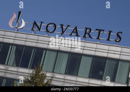 L'illustration montre le siège de Novartis Belgique à Vilvoorde, jeudi 19 septembre 2019. La société pharmaceutique Novartis produit un médicament qui sauve la vie, y compris un médicament pour une très rare défacilité génétique appelée SMA. Le coût du médicament est extrêmement élevé et il y a beaucoup de controverse autour de la fixation des prix dans la pharmacie suite à l'action de collecte de fonds de 'Team Pia' pour Pia 9 mois, souffrant de SMA. BELGA PHOTO THIERRY ROGE Banque D'Images