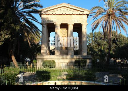 alexander ball monument dans les jardins de la barraka inférieure à la valette à malte Banque D'Images