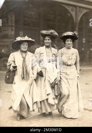 Mary Gawthorpe, Emmeline Pankhurst et Ada Flatman Banque D'Images