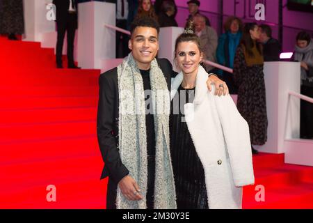 Aster Nzeyimana, journaliste sportif, et l'actrice Lize Feryn, photographiés lors de l'ouverture du festival du film Fest Gent 46th, à Gand, le mardi 08 octobre 2019. BELGA PHOTO JAMES ARTHUR GEKIERE Banque D'Images