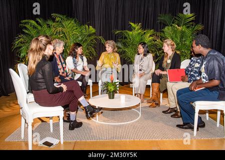 La reine Mathilde de Belgique assiste à une table ronde lors d'une visite royale au Colloque 60th de l'Institut de médecine tropicale d'Anvers, le mercredi 09 octobre 2019. BELGA PHOTO JONAS ROOSENS Banque D'Images