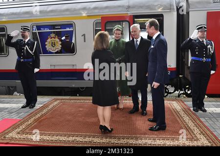 Grand duchesse Maria Teresa de Luxembourg, Reine Mathilde de Belgique, Roi Philippe - Filip de Belgique et Grand Duc Henri de Luxembourg photographiés à l'arrivée du couple Royal le premier jour d'une visite d'État de trois jours du couple royal belge à Luxembourg, Mardi 15 octobre 2019, à Luxembourg. BELGA PHOTO DIRK WAEM Banque D'Images