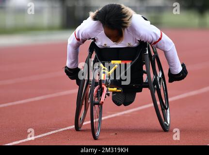 Lea Bayekula, athlète paralympique en fauteuil roulant, photographiée en action lors d'une visite de presse au camp d'entraînement des athlètes de l'équipe paralympique de Belgique, en prévision des Jeux paralympiques de Tokyo de 2020, le lundi 28 octobre 2019, à Paris. Les Jeux paralympiques de Tokyo de 2020 ont lieu du 25 août au 06 septembre 2020. BELGA PHOTO ERIC LALMAND Banque D'Images