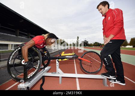 Lea Bayekula, athlète paralympique en fauteuil roulant, photographiée en action lors d'une visite de presse au camp d'entraînement des athlètes de l'équipe paralympique de Belgique, en prévision des Jeux paralympiques de Tokyo de 2020, le lundi 28 octobre 2019, à Paris. Les Jeux paralympiques de Tokyo de 2020 ont lieu du 25 août au 06 septembre 2020. BELGA PHOTO ERIC LALMAND Banque D'Images