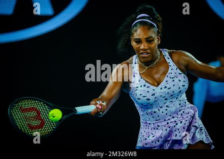 American Serena Williams photographié en action lors d'un match de tennis entre American Serena Williams (WTA 9) et la slovène Tamara Zidansek (WTA 70), lors du premier tour de la compétition féminine de singles du Grand Chelem de tennis « Australian Open », le mercredi 22 janvier 2020 à Melbourne Park, Melbourne, Australie. BELGA PHOTO PATRICK HAMILTON Banque D'Images