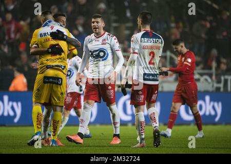 Les joueurs de Kortrijk photographiés après un match de football entre R Antwerp FC et KV Kortrijk, jeudi 23 janvier 2020 à Anvers, première étape de la demi-finale de la coupe belge Croky Cup. BELGA PHOTO YORICK JANSENS Banque D'Images