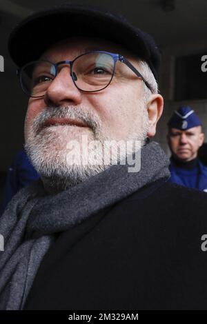 L'ancien ministre de la Culture de Catalogne, Lluis Puig, arrive à une session de la salle du conseil avec les anciens ministres catalans en exil, au Palais de Justice de Bruxelles, le lundi 03 février 2020. La salle du conseil discutera du mandat d'arrêt européen contre les ministres catalans. BELGA PHOTO THIERRY ROGE Banque D'Images