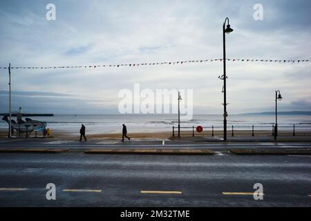 Vue sur la mer à South Bay, Scarborough, par une journée d'hiver Banque D'Images