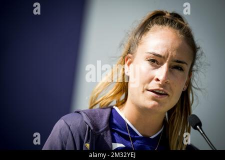 Le nouveau joueur d'Anderlecht Tessa Wullaert photographié lors d'une conférence de presse de RSC Anderlecht Women pour présenter leur dernier transfert, mardi 28 juillet 2020 à Bruxelles. Le buteur belge Wullaert vient de Manchester City. BELGA PHOTO JASPER JACOBS Banque D'Images