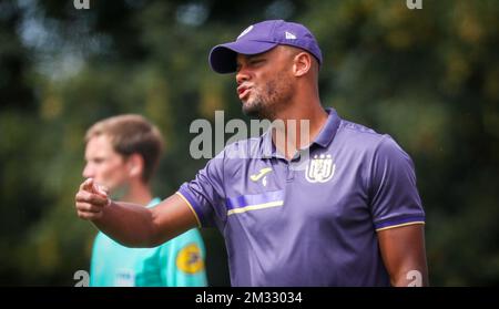 Mouvements Vincent Kompany d'Anderlecht lors d'un match de football amical entre le club français Lille OSC et l'équipe belge RSC Anderlecht, samedi 01 août 2020 à Lille (Rijsel) France, en préparation de la saison 2020-2021. PHOTO DE BELGA Banque D'Images