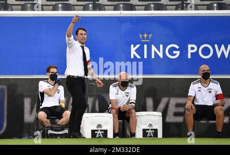 L'entraîneur en chef d'Eupen, Benat San Jose, réagit lors du match de la Jupiler Pro League entre Oud-Heverlee et KAS Eupen, à Heverlee, le lundi 10 août 2020, le jour 01 du championnat belge de football. BELGA PHOTO JOHN THYS Banque D'Images