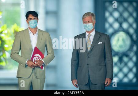 SP.a Président Conner Rousseau et Roi Philippe - Filip de Belgique photographiés avant une réunion au Palais Royal à Bruxelles, lundi 17 août 2020, concernant la formation d'un nouveau gouvernement après les élections fédérales du 26 mai 2019. Le roi a pris en considération la démission des deux formateurs et rencontrera aujourd'hui plusieurs présidents de parti et plusieurs hommes. BELGA PHOTO BENOIT DOPPAGNE Banque D'Images