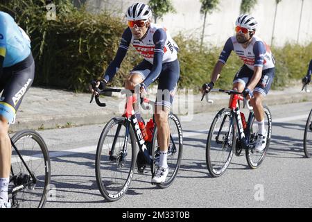 Italien Vincenzo Nibali de Trek-Segafredo photographié en action pendant la phase 20 de la course de vélo Giro d'Italia, d'Alba à Sestriere (198 km), en Italie, samedi 24 octobre 2020. BELGA PHOTO YUZURU SUNADA FRANCE OUT Banque D'Images