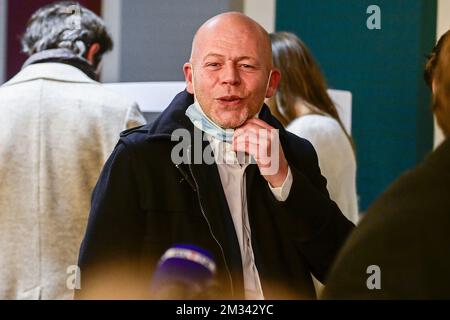 L'avocat Sven Mary, représentant Abdeslam, photographié en prévision d'une session de la salle du conseil de Bruxelles concernant les attentats terroristes de 2016 à Bruxelles, le lundi 07 décembre 2020. Sur 22 mars 2016, 32 personnes ont été tuées et 324 ont été blessées lors d'attentats suicide à l'aéroport de Bruxelles et dans le métro de Bruxelles. La chambre du conseil doit entendre toutes les parties pour décider s'il y a suffisamment d'accusations pour envoyer tout ou partie de l'accusé à la cour d'assises ou à la cour criminelle ou pour prononcer une non-poursuite. BELGA PHOTO LAURIE DIEFFEMBACQ Banque D'Images