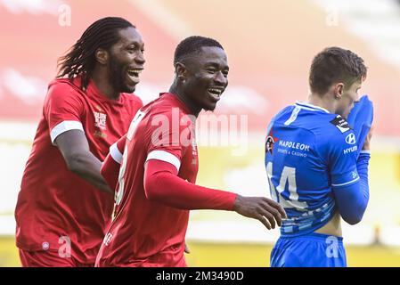 Martin Hongla d'Anvers célèbre après avoir marqué un match de football entre KAA Gent et Royal Antwerp FC RAFC, dimanche 17 janvier 2021 à Gent, le 20 e jour de la première division de la « Jupiler Pro League » du championnat belge. BELGA PHOTO LAURIE DIEFFEMBACQ Banque D'Images