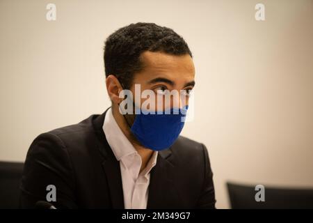 Sammy Mahdi, Secrétaire d'Etat à la politique d'asile et de migration, photographié lors d'une session de la Commission de la Chambre des affaires intérieures, au Parlement fédéral, le mardi 19 janvier 2021. L'ancien membre du conseil municipal de Mechelen pour N-va Melikan Kucam et neuf autres, dont son épouse et son fils, ont été condamnés la semaine dernière pour trafic d'êtres humains, corruption passive et conspiration criminelle. Ils ont aidé 219 personnes (principalement des chrétiens de Syrie ou d'Irak) à obtenir un visa humanitaire contre paiement. Kucam est reconnu coupable et condamné à huit ans de prison et à une amende de 696000 euros. BELGA PHOTO JAMES ARTHU Banque D'Images