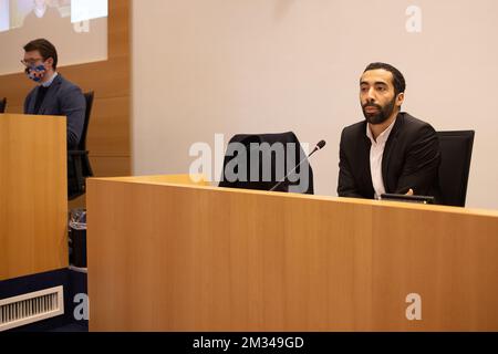 Sammy Mahdi, Secrétaire d'Etat à la politique d'asile et de migration, photographié lors d'une session de la Commission de la Chambre des affaires intérieures, au Parlement fédéral, le mardi 19 janvier 2021. L'ancien membre du conseil municipal de Mechelen pour N-va Melikan Kucam et neuf autres, dont son épouse et son fils, ont été condamnés la semaine dernière pour trafic d'êtres humains, corruption passive et conspiration criminelle. Ils ont aidé 219 personnes (principalement des chrétiens de Syrie ou d'Irak) à obtenir un visa humanitaire contre paiement. Kucam est reconnu coupable et condamné à huit ans de prison et à une amende de 696000 euros. BELGA PHOTO JAMES ARTHU Banque D'Images