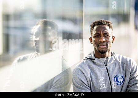 Sulayman Marreh, de Gent, pose pour le photographe après une conférence de presse de l'équipe belge de football KAA Gent, mardi 26 janvier 2021 à Gent, avant le 22 jour du championnat belge de football de la « Jupiler Pro League ». BELGA PHOTO JASPER JACOBS Banque D'Images