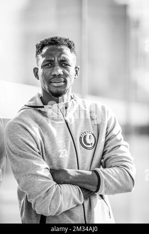 Sulayman Marreh, de Gent, pose pour le photographe après une conférence de presse de l'équipe belge de football KAA Gent, mardi 26 janvier 2021 à Gent, avant le 22 jour du championnat belge de football de la « Jupiler Pro League ». BELGA PHOTO JASPER JACOBS Banque D'Images