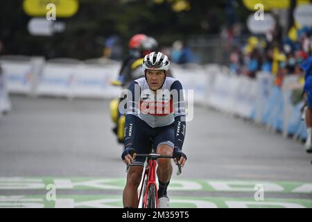 Le belge Jasper Stuyven de Trek-Segafredo franchit la ligne d'arrivée de la phase 9 de l'édition 108th de la course cycliste Tour de France, 144,9km de Cluses à Tignes, France, dimanche 04 juillet 2021. Le Tour de France de cette année a lieu du 26 juin au 18 juillet 2021. BELGA PHOTO DAVID STOCKMAN Banque D'Images