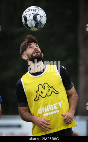 Ali Gholizadeh, de Charleroi, photographié en action pendant le camp d'entraînement d'été de l'équipe belge de football Sporting Charleroi, en préparation de la prochaine saison, le lundi 12 juillet 2021 à Utrecht, aux pays-Bas. BELGA PHOTO VIRGINIE LEFOUR Banque D'Images