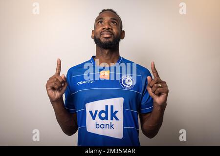 Petit Pele Ilombe Mboyo, le dernier transfert de Jupiler Pro League club KAA Gent, pose pour le photographe, mardi 31 août 2021 à Gand. BELGA PHOTO JAMES ARTHUR GEKIERE Banque D'Images