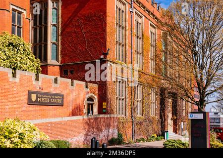 Firth court est un bâtiment Edwardian en brique rouge classé de grade II qui fait partie du Western Bank Campus de l'Université de Sheffield, c'est le mai Banque D'Images