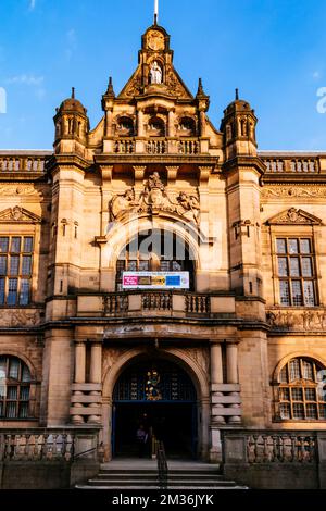 Detail facade.Sheffield Town Hall est un bâtiment municipal situé sur Pinstone Street dans la ville de Sheffield, en Angleterre. Le bâtiment est utilisé par Sheffield City Banque D'Images