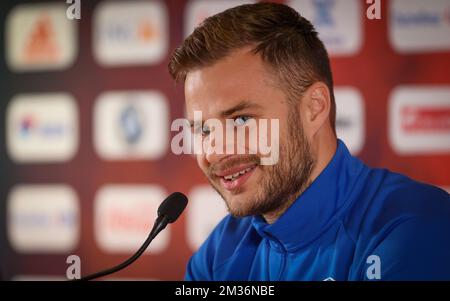 Rauno Sappinen en Estonie photographié lors d'une conférence de presse de l'équipe nationale estonienne de football avant le match de qualification de la coupe du monde 2022 de demain contre l'équipe nationale belge de football, à Bruxelles, le vendredi 12 novembre 2021. BELGA PHOTO VIRGINIE LEFOUR Banque D'Images